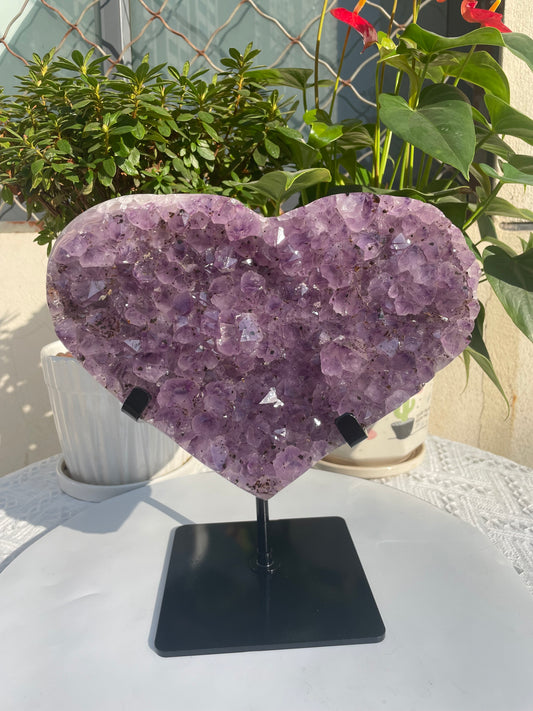Amethyst heart with rutile and pompon